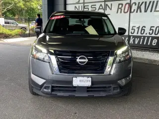 Nissan Pathfinder 2022 AWD S 4dr SUV
