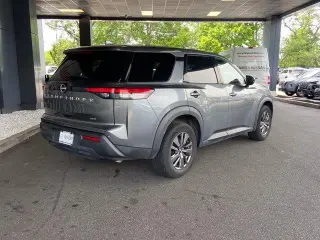 Nissan Pathfinder 2022 AWD S 4dr SUV