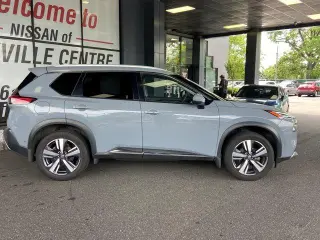 Nissan Rogue 2021 AWD Platinum 4dr Crossover