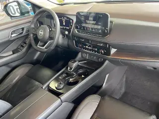 Nissan Rogue 2021 AWD Platinum 4dr Crossover