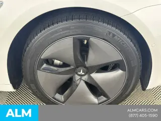 Tesla Model 3 2019 Standard Range Plus 4dr Fastback