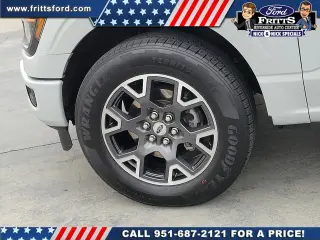 Ford F-150 2024 4x2 STX 4dr SuperCrew 5.5 ft. SB