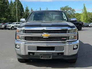 Chevrolet Silverado 2500HD 2015 4x4 LTZ 4dr Crew Cab SB