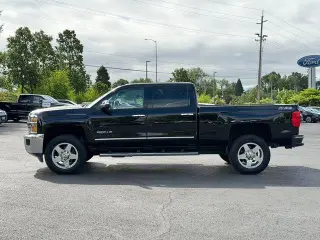 Chevrolet Silverado 2500HD 2015 4x4 LTZ 4dr Crew Cab SB
