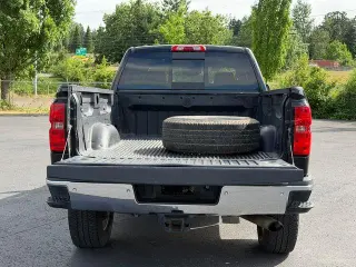 Chevrolet Silverado 2500HD 2015 4x4 LTZ 4dr Crew Cab SB