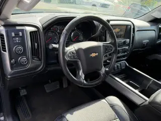 Chevrolet Silverado 2500HD 2015 4x4 LTZ 4dr Crew Cab SB