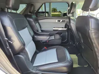 Ford Explorer 2023 XLT 4dr SUV