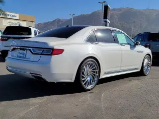 Lincoln Continental 2017 AWD Reserve 4dr Sedan