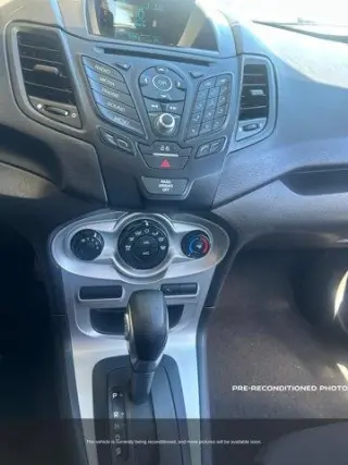 Ford Fiesta 2015 SE 4dr Hatchback
