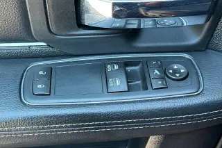 Ram 1500 2017 4x2 Sport 2dr Regular Cab 6.3 ft. SB Pickup