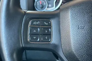 Ram 1500 2017 4x2 Sport 2dr Regular Cab 6.3 ft. SB Pickup