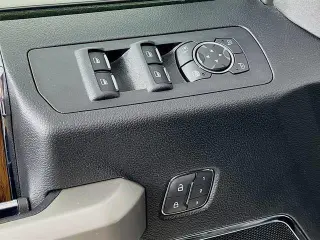 Ford F-150 2019 4x4 Lariat 4dr SuperCrew 5.5 ft. SB