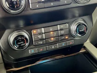 Ford F-150 2019 4x4 Lariat 4dr SuperCrew 5.5 ft. SB