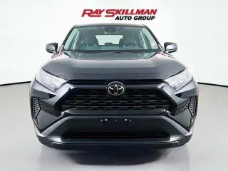 Toyota RAV4 2022 AWD LE 4dr SUV