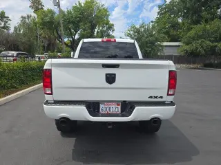 Ram 1500 2015 4x4 Express 4dr Crew Cab 5.5 ft. SB Pickup