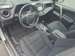 Toyota RAV4 2018 AWD Adventure 4dr SUV