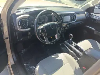 Toyota Tacoma 2016 4x2 SR5 V6 4dr Double Cab 5.0 ft SB