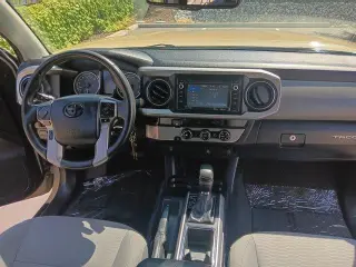 Toyota Tacoma 2016 4x2 SR5 V6 4dr Double Cab 5.0 ft SB