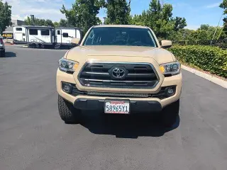 Toyota Tacoma 2016 4x2 SR5 V6 4dr Double Cab 5.0 ft SB