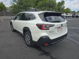 Subaru Outback 2023 AWD Premium 4dr Crossover