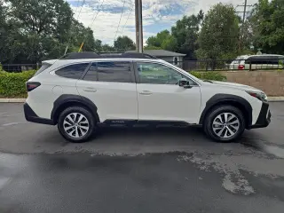 Subaru Outback 2023 AWD Premium 4dr Crossover