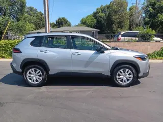 Toyota Corolla Cross 2026 L 4dr Crossover