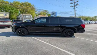Ford Expedition MAX 2022 4x4 XLT 4dr SUV