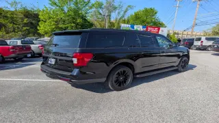 Ford Expedition MAX 2022 4x4 XLT 4dr SUV