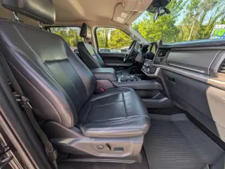Ford Expedition MAX 2022 4x4 XLT 4dr SUV