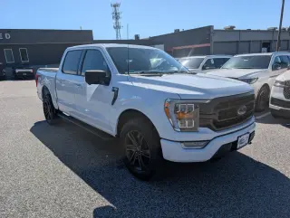 Ford F-150 2022 4x4 XL 4dr SuperCrew 5.5 ft. SB