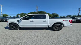 Ford F-150 2022 4x4 XL 4dr SuperCrew 5.5 ft. SB