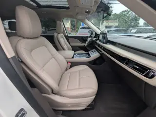 Lincoln Aviator 2022 AWD Standard 4dr SUV