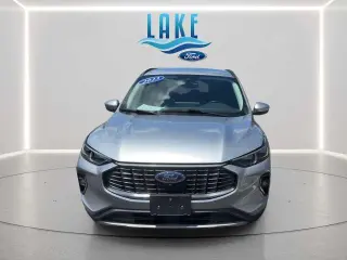 Ford Escape 2023 AWD Platinum 4dr SUV