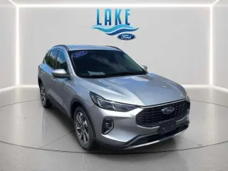 Ford Escape 2023 AWD Platinum 4dr SUV