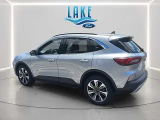Ford Escape 2023 AWD Platinum 4dr SUV