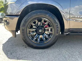 Ram 1500 2019 4x4 Limited 4dr Crew Cab 5.6 ft. SB Pickup