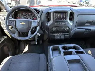 Chevrolet Silverado 1500 2020 4x4 Custom 4dr Crew Cab 5.8 ft. SB