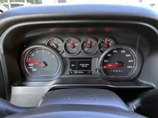 Chevrolet Silverado 1500 2020 4x4 Custom 4dr Crew Cab 5.8 ft. SB