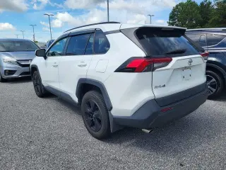 Toyota RAV4 2019 AWD XLE 4dr SUV
