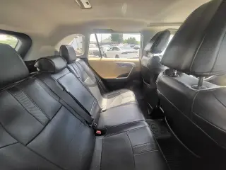 Toyota RAV4 2019 AWD XLE 4dr SUV