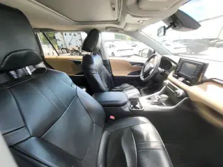 Toyota RAV4 2019 AWD XLE 4dr SUV