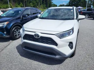 Toyota RAV4 2019 AWD XLE 4dr SUV