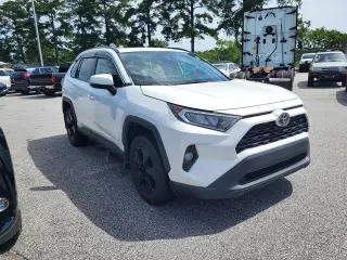 Toyota RAV4 2019 AWD XLE 4dr SUV