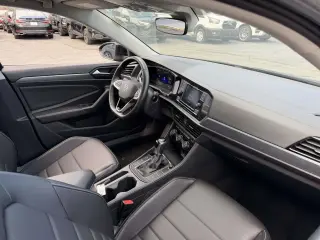 Volkswagen Jetta 2024 SE 4dr Sedan