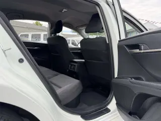 Toyota Camry 2025 LE 4dr Sedan