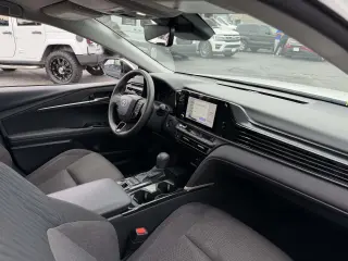 Toyota Camry 2025 LE 4dr Sedan