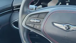 Genesis GV70 2023 AWD 2.5T Standard 4dr SUV