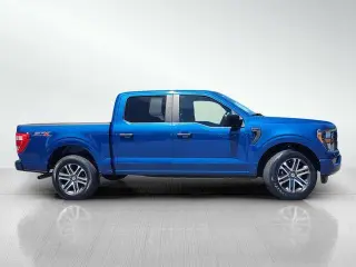 Ford F-150 2023 4x2 XL 4dr SuperCrew 5.5 ft. SB
