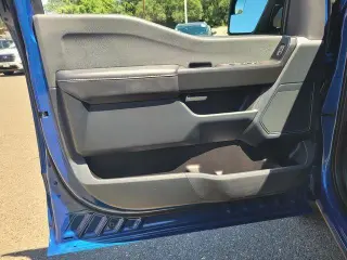 Ford F-150 2023 4x2 XL 4dr SuperCrew 5.5 ft. SB