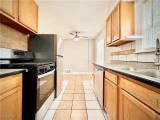 Propiedad en alquiler con 2 habitaciones y 1 baño en Akron